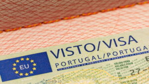 movingto-the-plan-b-passport-boom