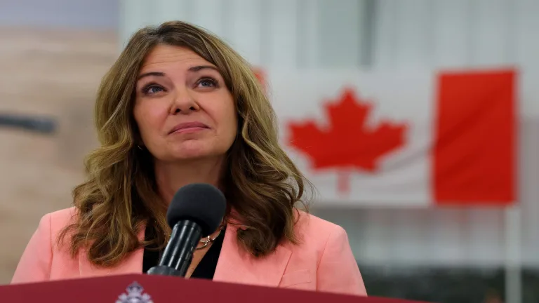 Alberta's New Voter Legislation: A Game Changer for Elections